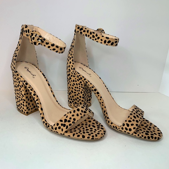 Qupid Shoes - Qupid Leopard Animal Print Tan Black Chunky Block Heel Sandals Women's Size 9